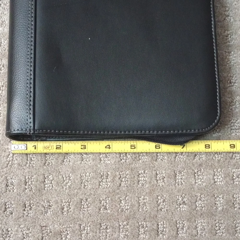 Franklin Covey Black Office Binder